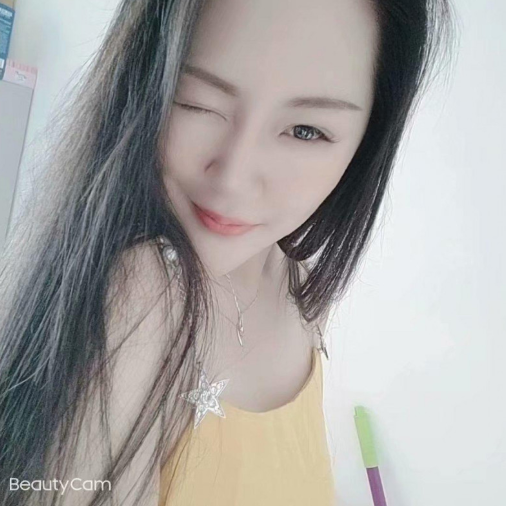 身高172大奶水多白净妹子